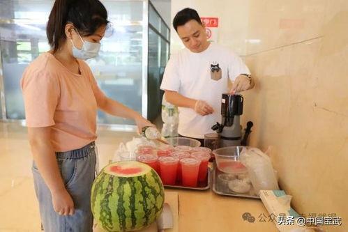 高唐化妆师吃瓜事件视频,揭秘幕后真相
