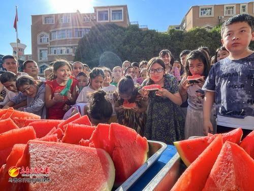 怎么参加吃瓜比赛视频呢,一招教你成为吃瓜比赛高手！