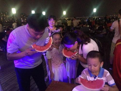 怎么参加吃瓜比赛视频呢,一招教你成为吃瓜比赛高手！